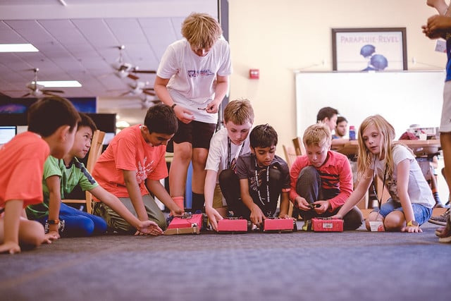 students race SparkFun RedBot at DMA camp