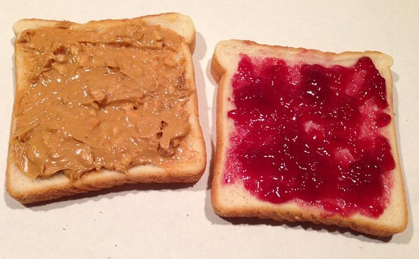 Peanut_Butter_and_Jelly_Sandwich