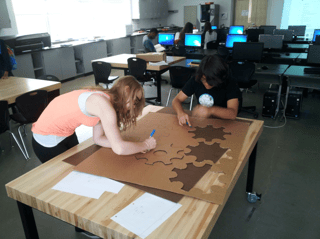 students working on robotics project