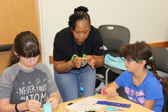 teaching students to create sewable circuits