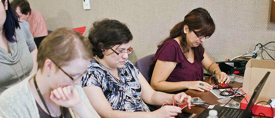 educators learning arduino